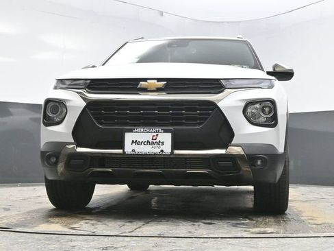 Used 2021 Chevrolet TrailBlazer ACTIV w/ Technology Package image 18