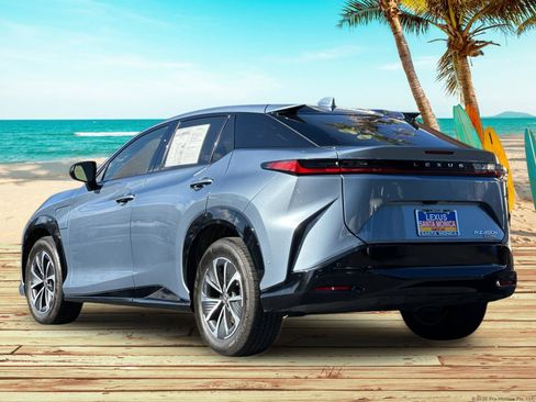 Used 2023 Lexus RZ 450e Premium w/ Technology Package image 3