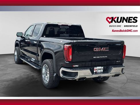 Used 2020 GMC Sierra 1500 SLT w/ SLT Premium Plus Package AWD/4WD image 8