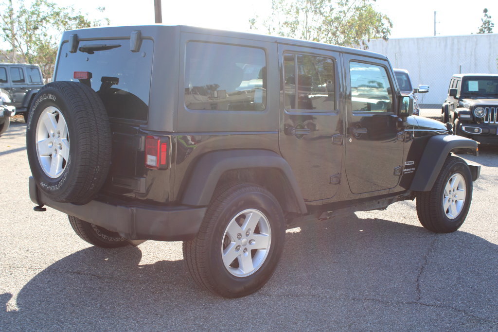 Used 2017 Jeep Wrangler Unlimited Sport w/ Quick Order Package 24S AWD/4WD image 4