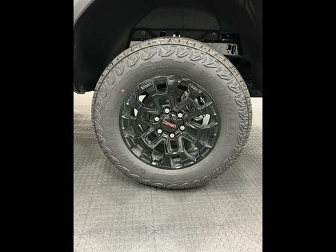 New 2026 GMC Canyon Elevation RWD image 39