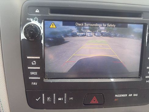 Used 2013 Chevrolet Traverse LS FWD image 26