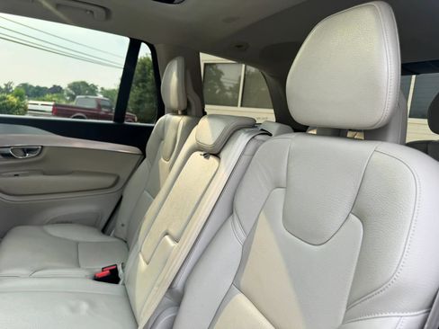 Used 2017 Volvo XC90 T6 Momentum w/ Vision Package AWD/4WD image 38
