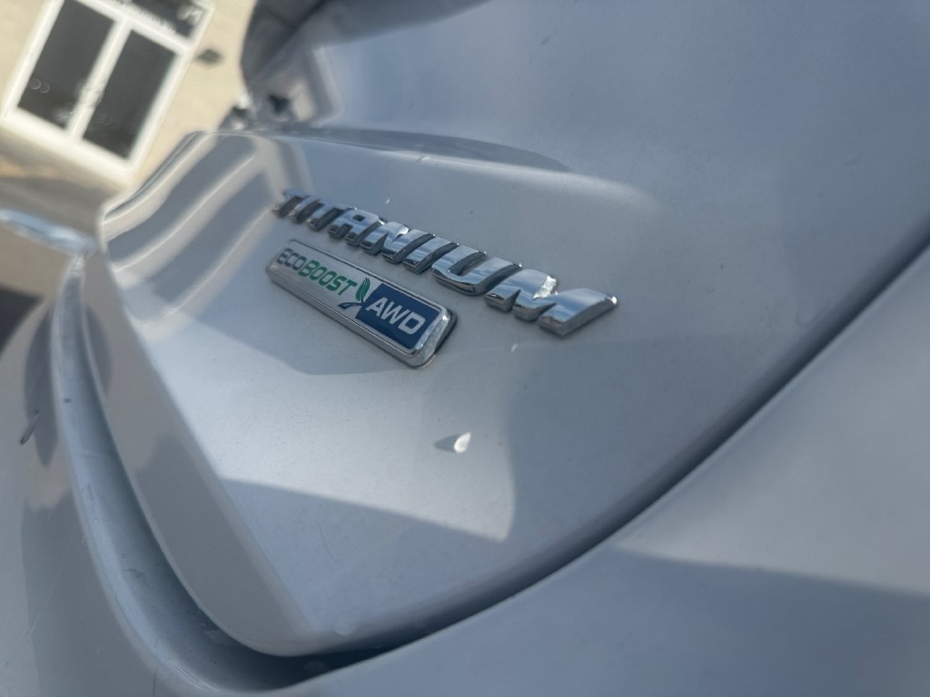 Used 2020 Ford Fusion Titanium AWD/4WD image 23