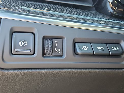 Certified 2023 Cadillac XT5 Sportv w/ Technology Package image 31