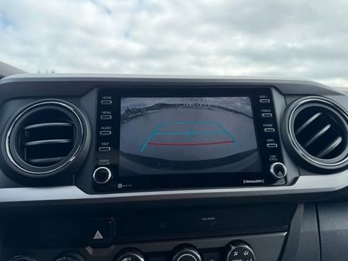 Certified 2020 Toyota Tacoma TRD Off-Road image 24