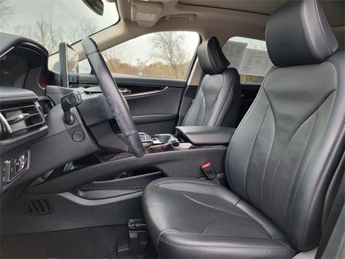 Certified 2022 Lincoln Nautilus Reserve w/ Equipment Group 201A image 20