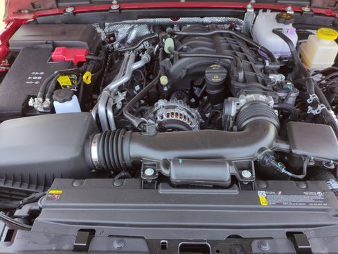 New 2025 Jeep Gladiator Rubicon w/ Steel Bumper Group image 21