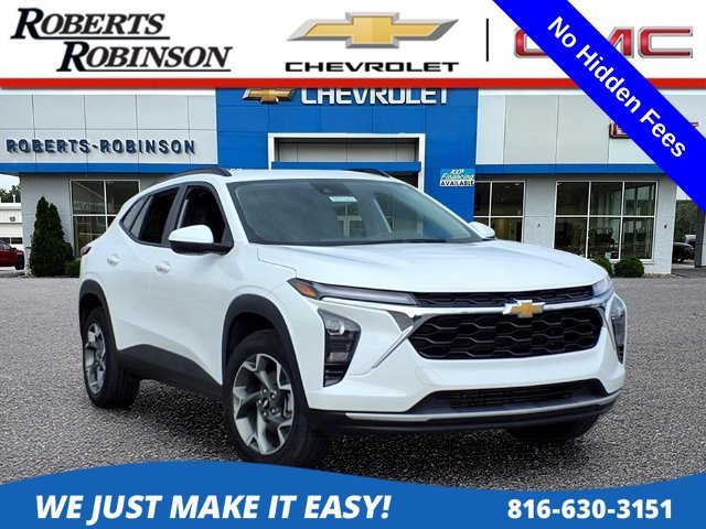 Used 2025 Chevrolet Trax LT FWD image 1
