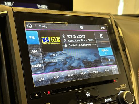 Used 2019 Subaru Crosstrek 2.0i Limited w/ Moonroof Package w/Navigation image 16