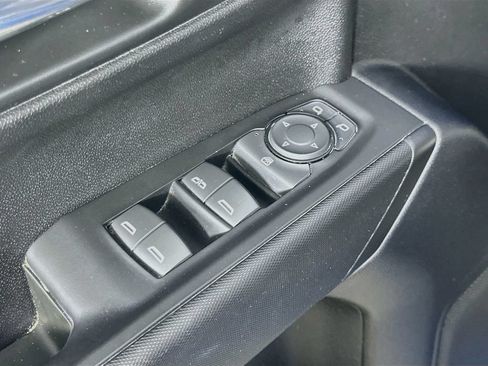 Used 2023 Chevrolet Silverado 1500 Custom RWD image 20