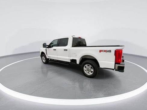 Used 2025 Ford F250 XLT w/ FX4 Off-Road Package AWD/4WD image 6