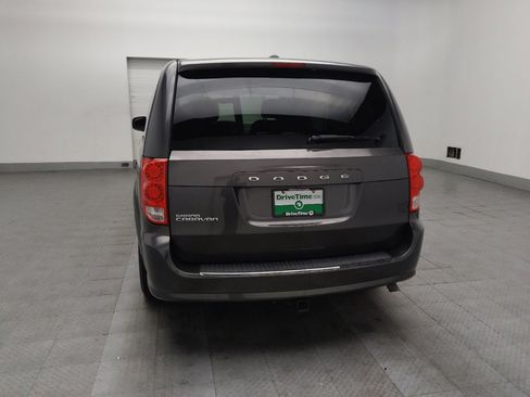 Used 2016 Dodge Grand Caravan SE image 6