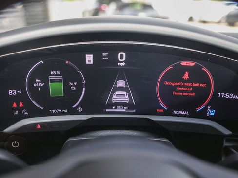 Certified 2025 Porsche Taycan RWD image 17