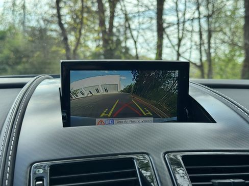 Used 2015 Aston Martin DB9 Coupe image 43