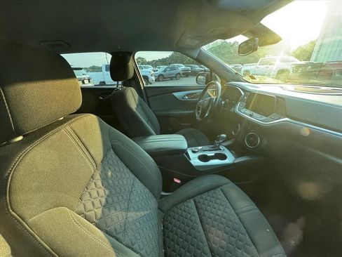 Used 2020 Chevrolet Blazer LT FWD image 3