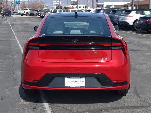 New 2026 Toyota Prius XLE image 4