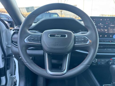 Used 2024 Jeep Compass Trailhawk image 22