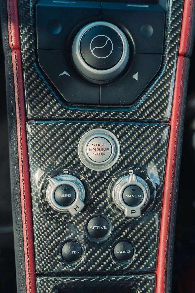 Used 2012 McLaren MP4-12C Coupe RWD image 17