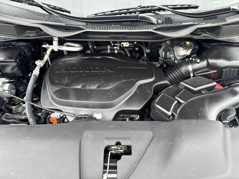 Used 2025 Honda Odyssey EX-L image 9