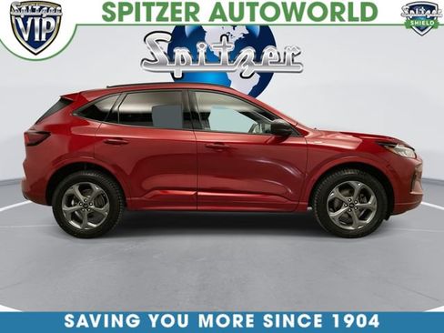 Used 2023 Ford Escape ST-Line w/ Tech Pack #1 AWD/4WD image 11