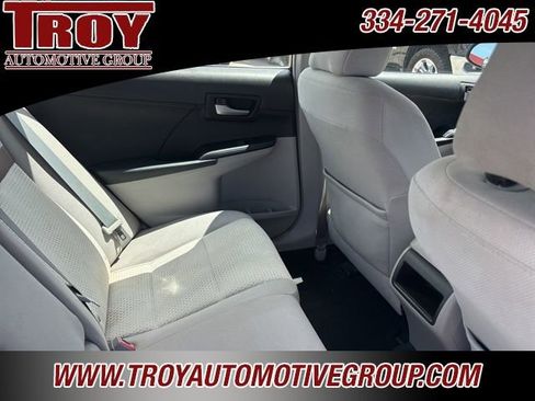 Used 2012 Toyota Camry LE image 23