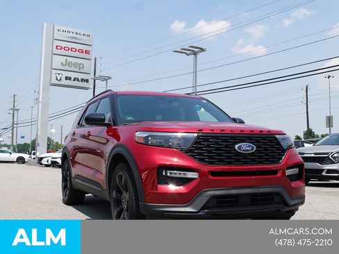 Used 2022 Ford Explorer ST-Line w/ Class IV Trailer Tow Package RWD image 2