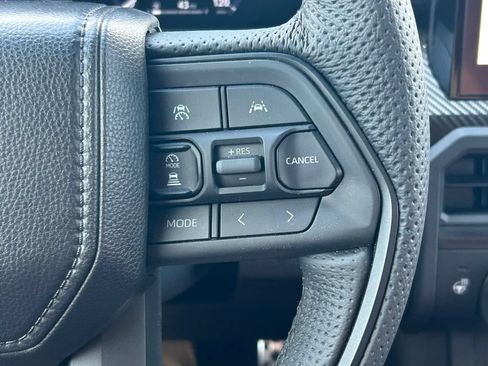 Used 2025 Toyota Tacoma TRD Pro AWD/4WD image 42