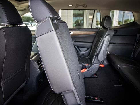 New 2026 Volkswagen Atlas SE FWD image 29