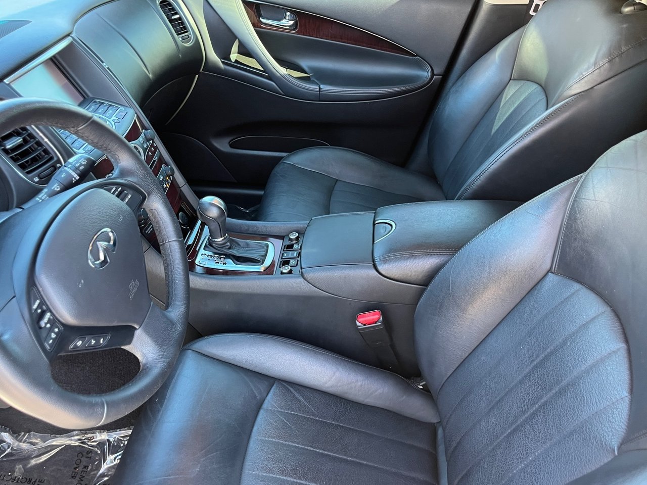 Used 2017 INFINITI QX50 2WD w/ Deluxe Touring Package image 17