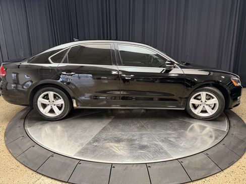 Used 2015 Volkswagen Passat 1.8T Limited Edition image 10