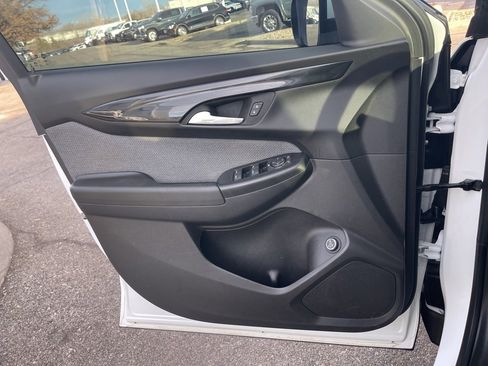 Certified 2024 Chevrolet TrailBlazer LT w/ Convenience Package image 31