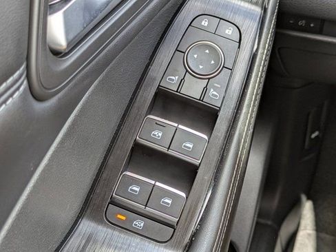 Used 2023 Nissan Rogue SL w/ SL Premium Package image 23