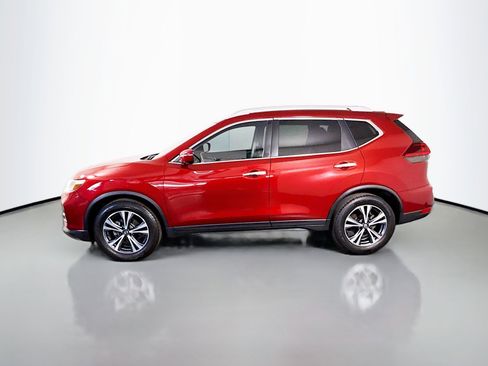Used 2019 Nissan Rogue SV w/ Sun & Sound Touring Package image 6