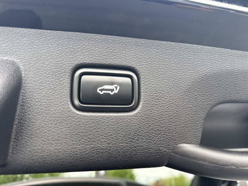 Used 2024 Kia Sportage SX AWD/4WD image 8