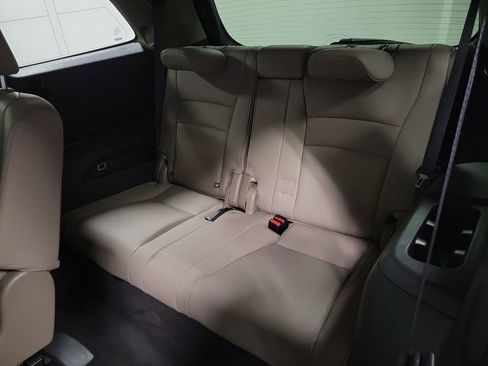 Used 2016 Honda Pilot Touring image 23