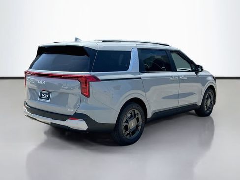 New 2026 Kia Carnival EX FWD image 7