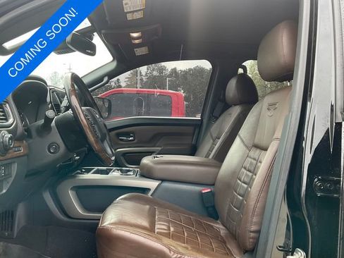 Used 2020 Nissan Titan Platinum Reserve w/ Moonroof Package image 5
