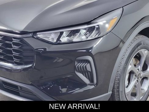 Used 2026 Ford Escape ST-Line AWD/4WD image 9
