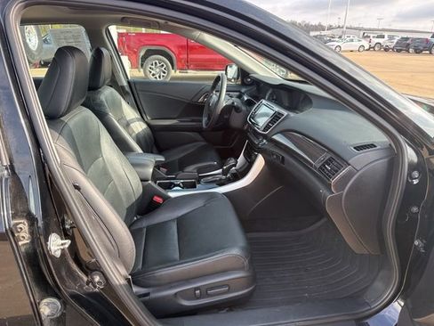 Used 2016 Honda Accord EX-L image 23