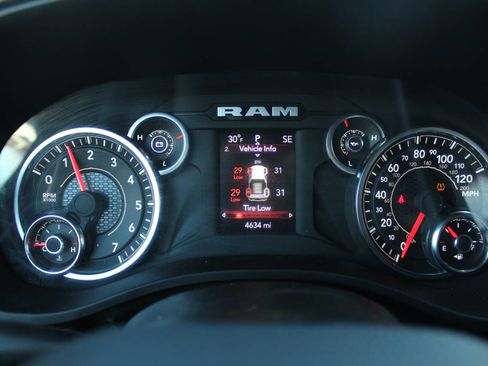 Used 2024 RAM 1500 Tradesman w/ Tradesman Group image 15