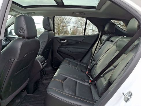 Used 2022 Chevrolet Equinox Premier image 10