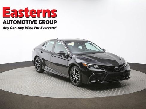 Used 2023 Toyota Camry SE image 49
