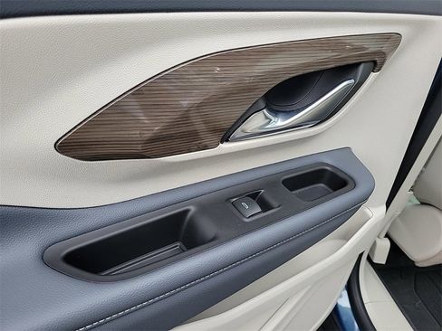 Used 2024 GMC Terrain Denali w/ Denali Premium Package image 14