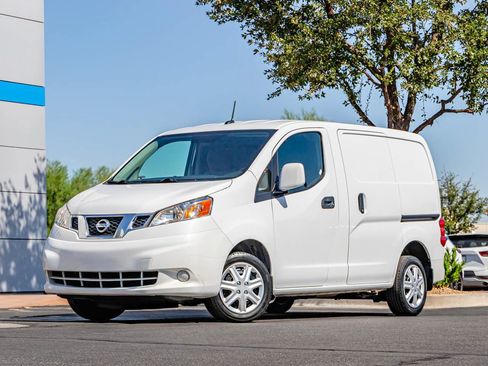 Used 2020 Nissan NV200 SV FWD image 1