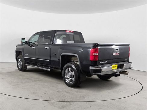 Used 2019 GMC Sierra 3500 SLT w/ Duramax Plus Package image 3