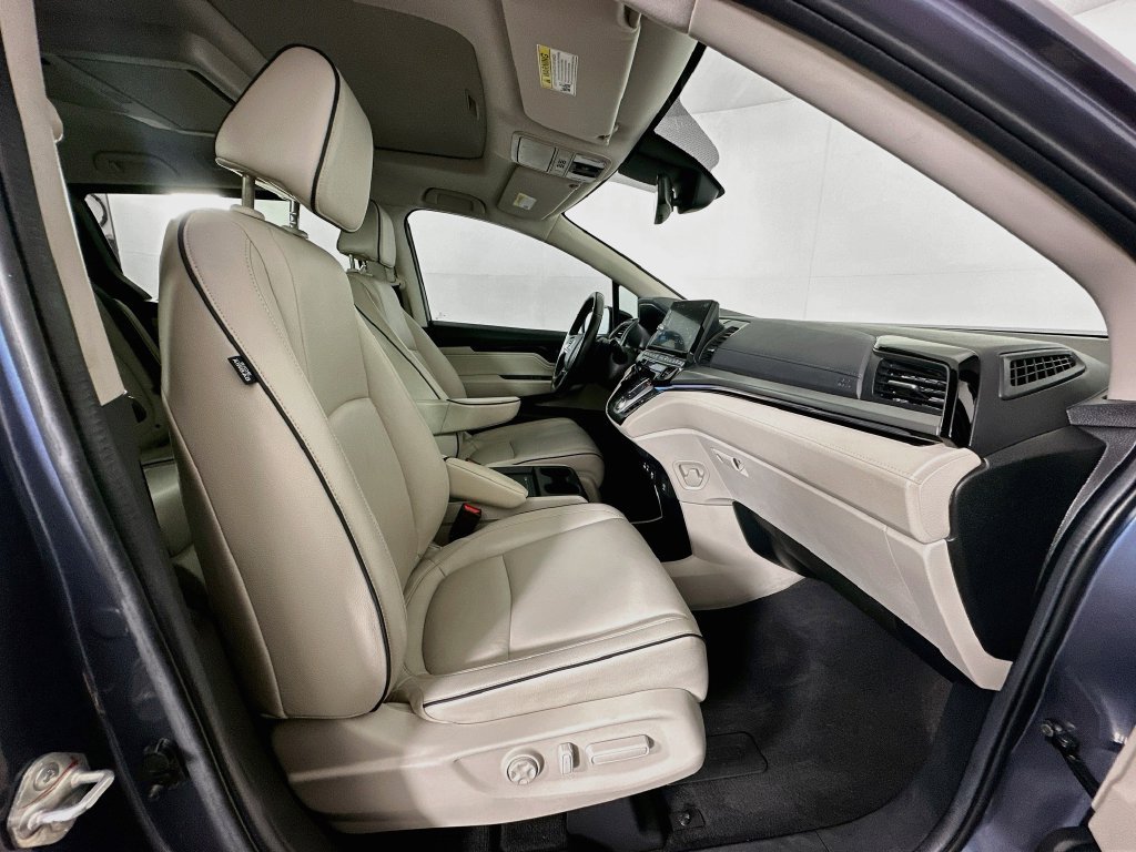 Certified 2025 Honda Odyssey Touring image 30