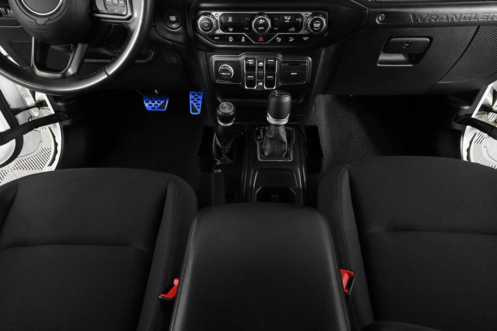 Used 2020 Jeep Wrangler Unlimited Sport AWD/4WD image 15
