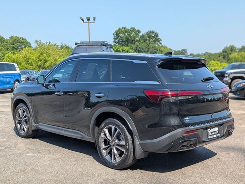 Used 2023 INFINITI QX60 Luxe w/ Performance Audio Package AWD/4WD image 7