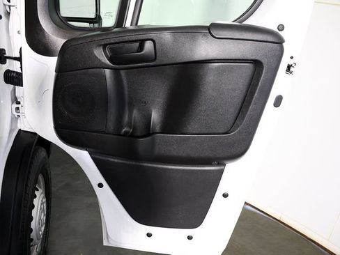 Used 2025 RAM ProMaster 2500 w/ U-Haul Equipment Group FWD image 28
